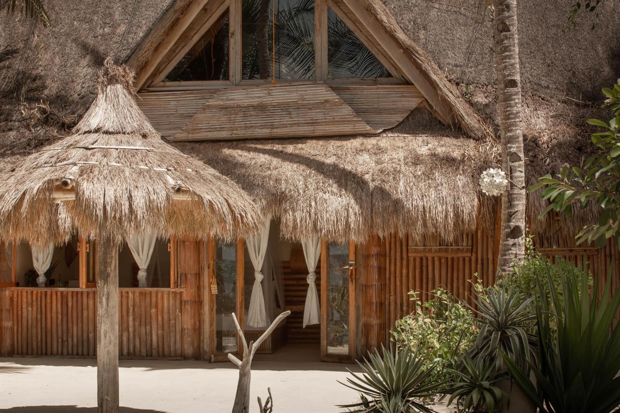 The Beach House Ocam Ocam باسانغا المظهر الخارجي الصورة