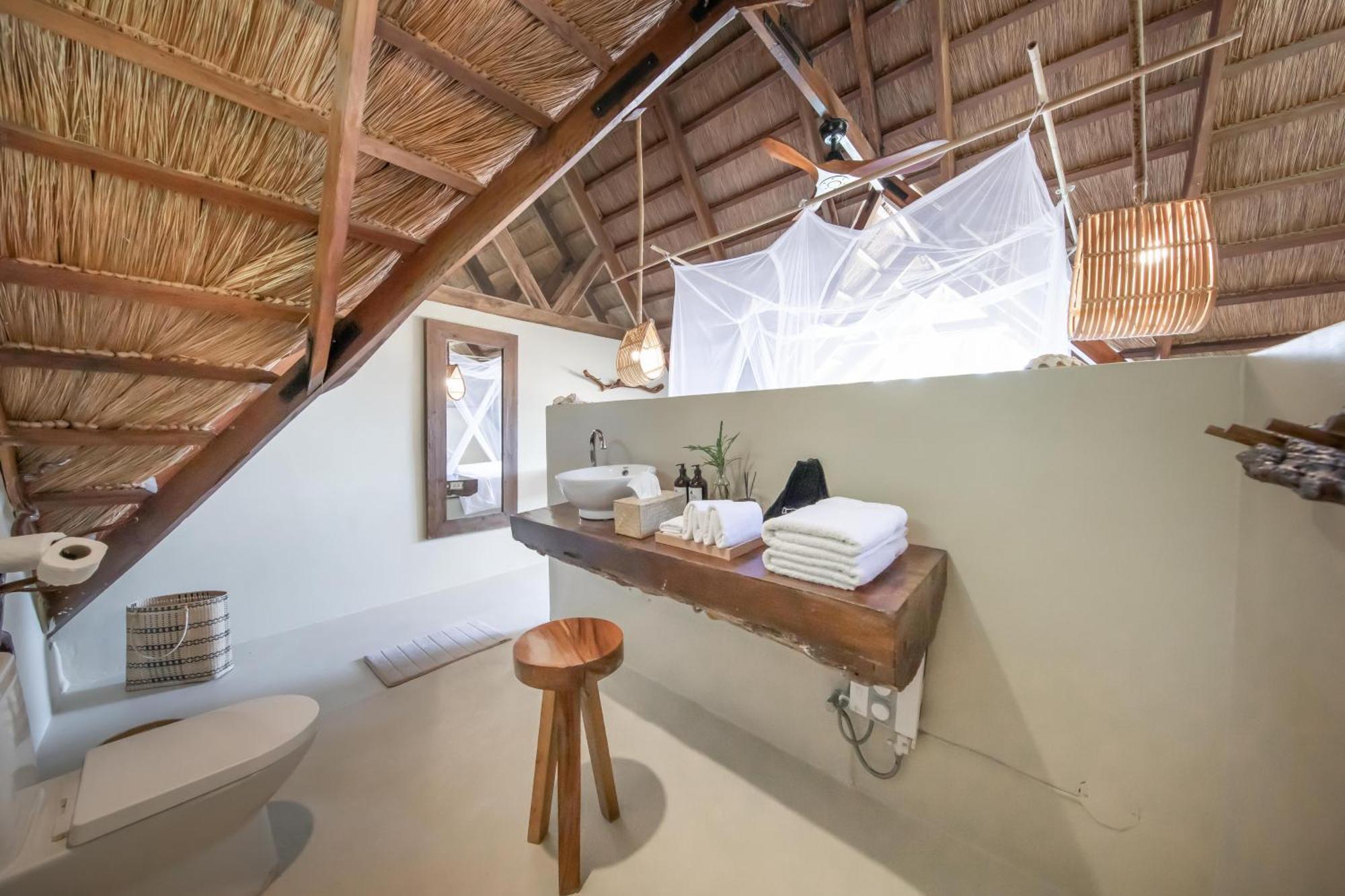 The Beach House Ocam Ocam باسانغا المظهر الخارجي الصورة